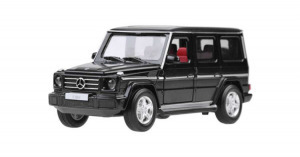 Mercedes-Benz G350d SUV 1:32 fémautó