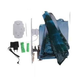 Távirányítós levegőben úszó cápa