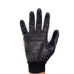 Szőrtelenítő  kesztyű kis kedvenceknek