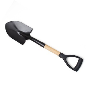 Kisméretű kerti ásó / 67 cm