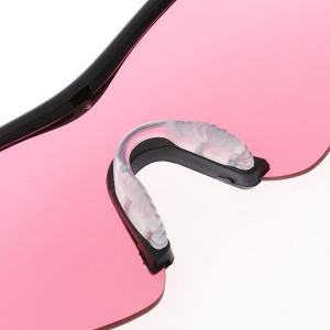 Taktikai napszemüveg vörös lencsével / Vezetést segítő szemüveg