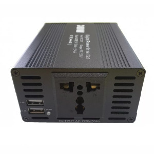 300W Szivargyújtós digitális adapter/Inverter, 220V-os kimenettel fekete