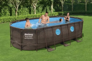 Bestway Ovális fémvázas rattan hatású medence szett ablakkal 549 x 274 x 122 cm