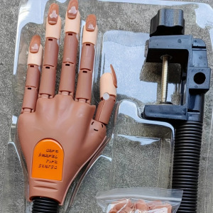 Manikűr edzőmodell kéz rugalmas ujjakkal