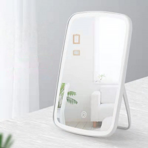 Asztali tölthető sminktükör