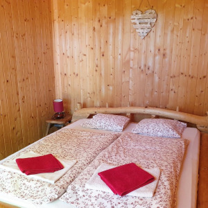 Faház a fák között - 2 éj szállás reggelivel az Őrségben 2 fő részére