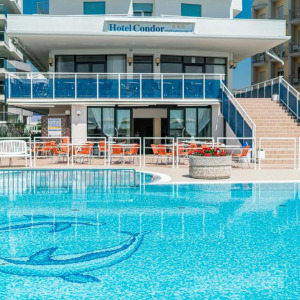 Tengerparti vakáció Jesoloban - Hotel Condor *** Jesolo - 4 nap/3 éj - félpanzióval - 2 felnőtt részére Tengerparti vakáció Jesoloban - Hotel Condor *** Jesolo - 4 nap/3 éj - félpanzióval - 2 felnőtt részére