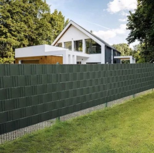 Belátásgátló kerítésszalag, 19cmx35m 450g/m2 zöld 23699
