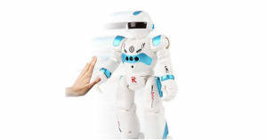 Intelligens programozható távirányítós robot