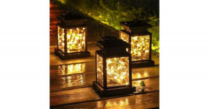 Napelemes lámpás fényfüzérrel