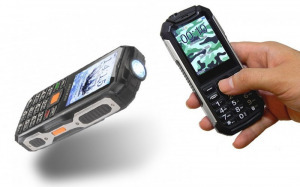 Túlélő mobiltelefon / csepp-, por- és ütésálló / allroad - dual sim, kártyafüggetlen