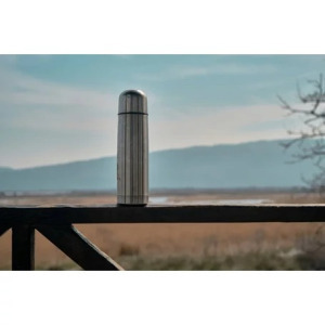 Rozsdamentes acél hőtartó termosz biztonsági zárral, ezüst színben, 1 liter