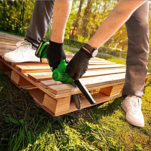 Hammersmith PocketSaw Pro nagyerejű, praktikus láncfűrész