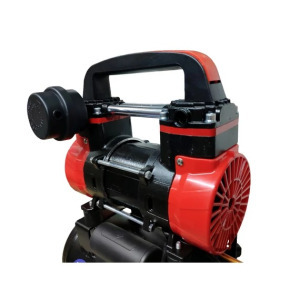 Boxer BX-1015 olajmentes kompresszor 15 L, 8 bar, 1,74 kW, 2.4 LE, 55 L/perc, 2800 rpm, 2 dugattyús