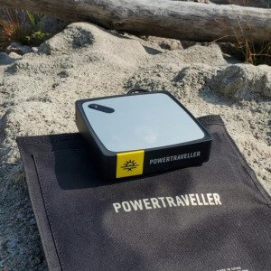 Powertraveller Phoneix 90 több feszültségű hordozható töltő